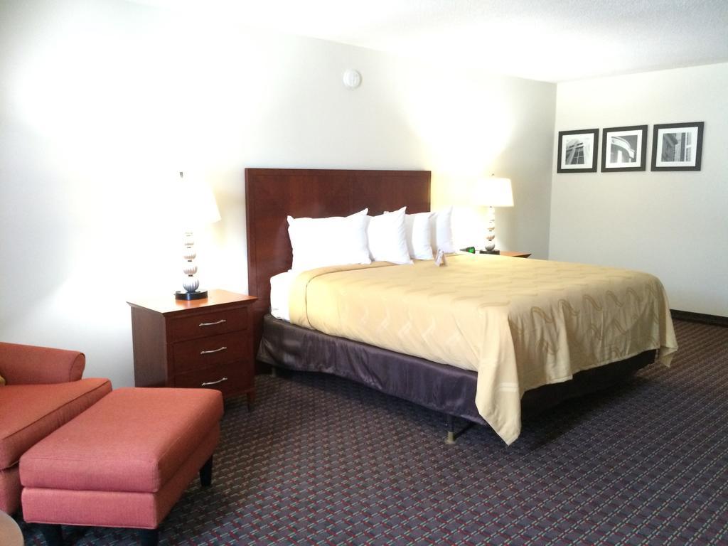 Quality Inn Acworth Exteriör bild