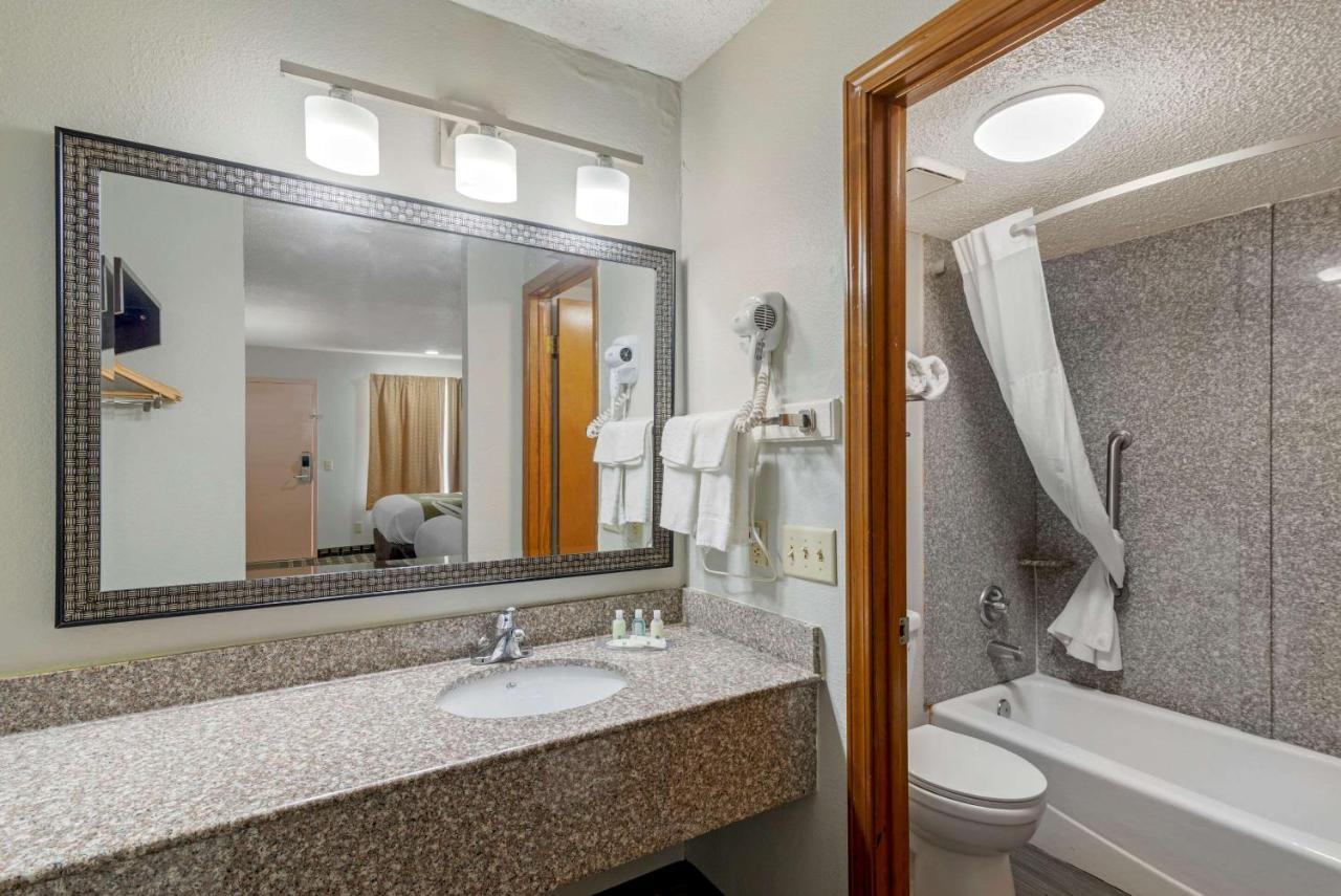 Quality Inn Acworth Exteriör bild
